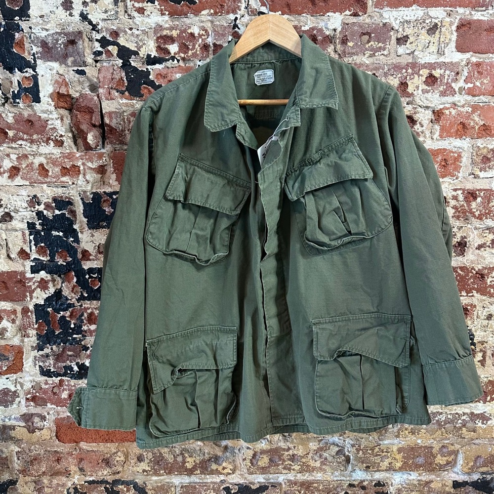 Vintage 1969 US Military OG 107 Ripstop Tropical Combat Jacket Medium Short
